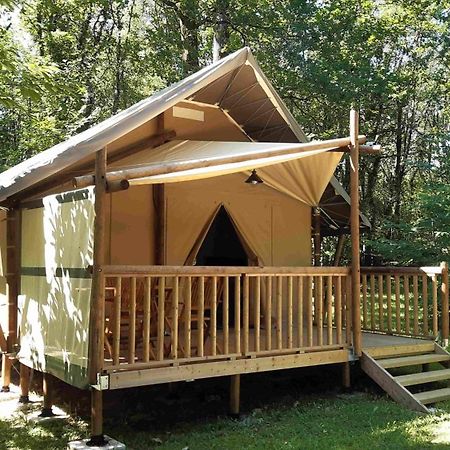 La Clairiere - Ecolieu De Vacances Lamothe-Fenelon Exterior photo