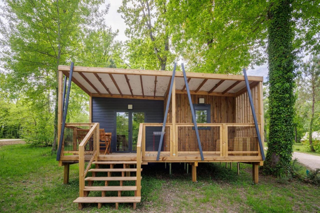 La Clairiere - Ecolieu De Vacances Lamothe-Fenelon Exterior photo